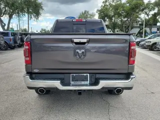 Ram 1500 2019 4x2 Laramie 4p Camioneta Cabina Extendida 6.4 ft. SB
