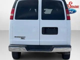 Chevrolet Express 2014 LT 3500 3dr Extended Passenger Van w/1LT