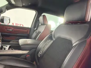 Ram 1500 2019 4x4 Rebel 4p Cabina Extendida 5.6 ft. SB Camioneta