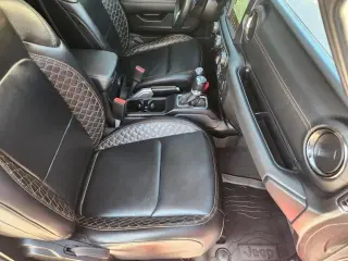 Jeep Gladiator 2021 4x4 Overland 4p. Cabina de Tripulante 5.0 ft. LB