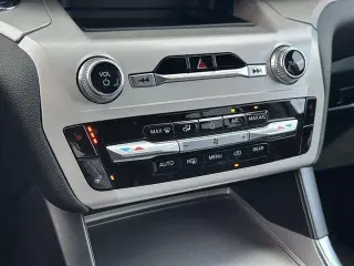 Ford Explorer 2023 AWD XLT 4p SUV