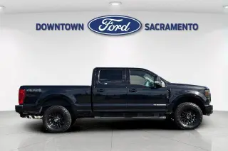 Ford F-250 Super Duty 2020 4x4 Lariat 4dr Crew Cab 6.8 ft. SB Camión