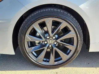 Toyota Corolla Hybrid 2025 SE 4p Sedan