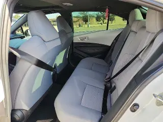 Toyota Corolla Hybrid 2025 SE 4p Sedan