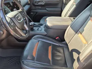 GMC Sierra 1500 2023 4x4 AT4 4p. Cabina Tripla 6,6 pies CB