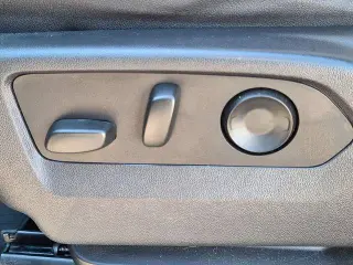 GMC Sierra 1500 2023 4x4 AT4 4p. Cabina Tripla 6,6 pies CB
