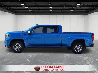 GMC Sierra 1500 2023 4x4 AT4 4p. Cabina Tripla 6,6 pies CB
