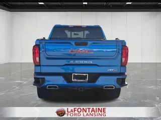 GMC Sierra 1500 2023 4x4 AT4 4p. Cabina Tripla 6,6 pies CB