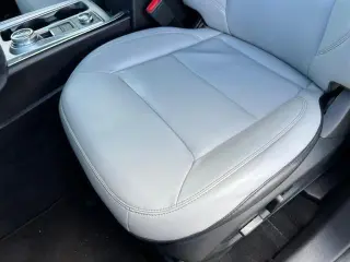 Ford Explorer 2021 XLT 4dr SUV AWD