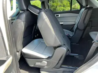 Ford Explorer 2021 XLT 4dr SUV AWD