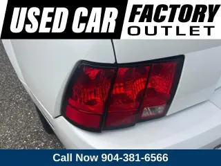 Ford Mustang 2002 Deluxe 2dr Convertible