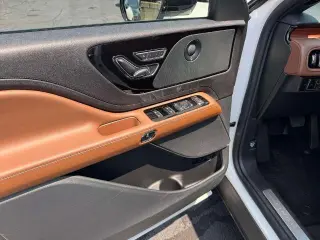 Lincoln Aviator 2023 AWD Reserve 4p SUV