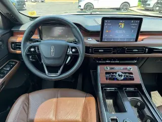 Lincoln Aviator 2023 AWD Reserve 4p SUV