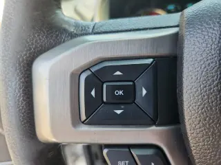 Ford F-150 2016 4x4 Platinum 4p SuperCrew 5,5 ft. SB