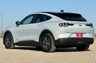 Ford Mustang Mach-E 2023 Select SUV 4p