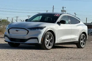Ford Mustang Mach-E 2023 Select SUV 4p