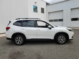 Subaru Forester 2023 AWD Premium 4dr Crossover