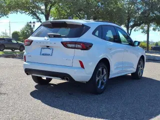 Ford Escape 2023 AWD ST-Line 4dr SUV