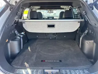 Mitsubishi Outlander 2024 AWD SEL 4p SUV