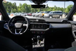 Audi Q3 2025 AWD quattro S line Premium 45 TFSI 4p SUV