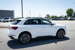 Audi Q3 2025 AWD quattro S line Premium 45 TFSI 4p SUV