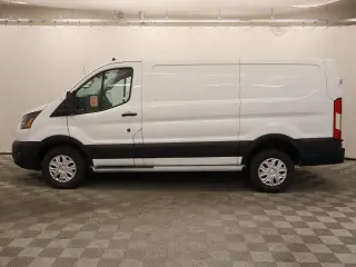 Ford Transit 2025 250 3p LWB Techo Bajo Furgoneta de Carga