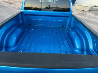Ram 1500 Clásico 2020 4x2 SLT 4p Camioneta Quad Cab 6.3 pies de caja larga