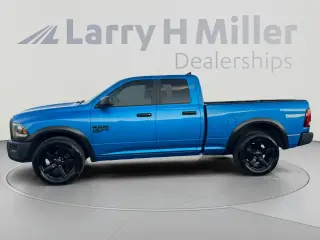 Ram 1500 Clásico 2020 4x2 SLT 4p Camioneta Quad Cab 6.3 pies de caja larga