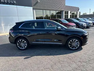 Lincoln Nautilus 2023 AWD Reserve 4p SUV