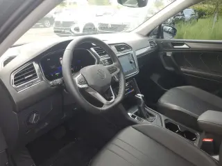 Volkswagen Tiguan 2023 SE 4p SUV