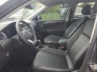 Volkswagen Tiguan 2023 SE 4p SUV
