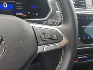 Volkswagen Tiguan 2023 SE 4p SUV