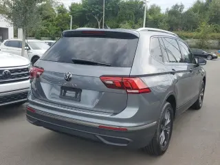 Volkswagen Tiguan 2023 SE 4p SUV