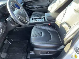 Ford Edge 2023 AWD Titanium 4p Crossover