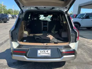 Kia EV9 2024 AWD Land 4p SUV