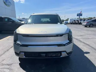 Kia EV9 2024 AWD Land 4p SUV