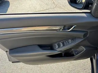 Honda Accord 2018 Sport 4p Sedan (2.0T I4 10A)