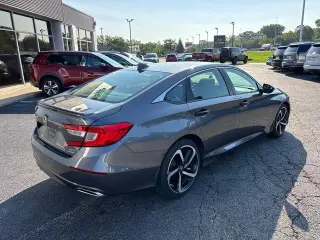 Honda Accord 2018 Sport 4p Sedan (2.0T I4 10A)