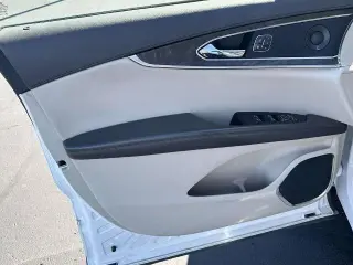 Lincoln Nautilus 2019 AWD Reserve 4p SUV