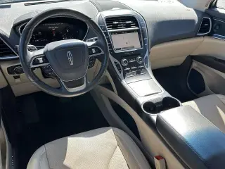 Lincoln Nautilus 2019 AWD Reserve 4p SUV