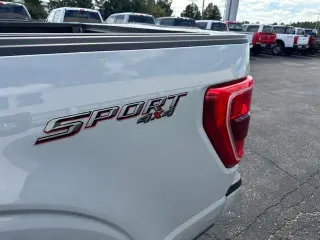 Ford F-150 2023 4x4 XLT 4dr SuperCrew 5.5 ft. SB