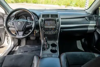 Toyota Camry 2017 XSE 4dr Sedan