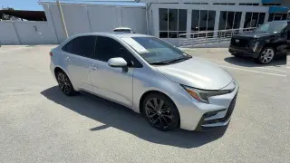 Toyota Corolla 2023 SE 4p Sedan