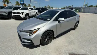 Toyota Corolla 2023 SE 4p Sedan