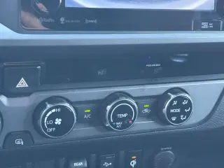 Toyota Tacoma 2018 4x4 TRD Sport 4p Doble Cab 5.0 ft CB 6M