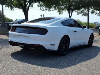 Ford Mustang 2018 EcoBoost 2dr Fastback