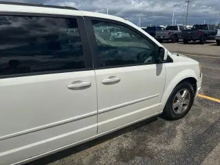 Dodge Grand Caravan 2013 SXT Mini-Van 4puertas