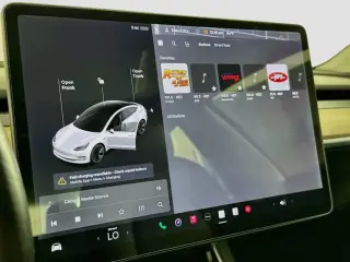 Tesla Model 3 2019 Standard Range Plus 4dr Fastback