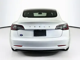 Tesla Model 3 2019 Standard Range Plus 4dr Fastback