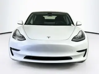 Tesla Model 3 2019 Standard Range Plus 4dr Fastback